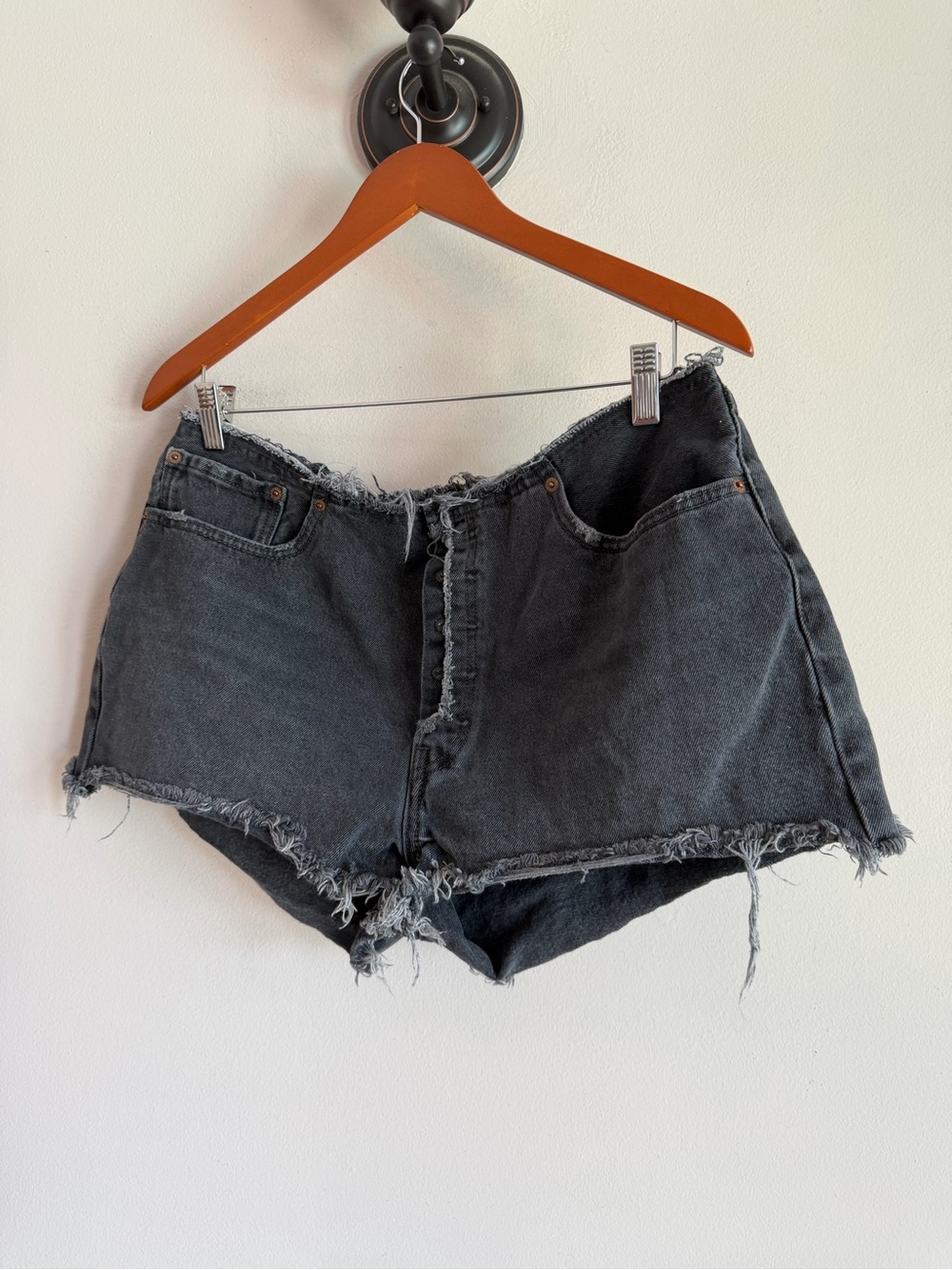 Levis Premium 501 Original Cutoff Denim Shorts Faded Black Button Fly W34